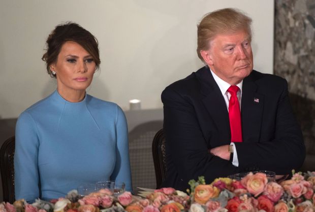 Melania compte les minutes avant de divorcer du Président des Etats-Unis
