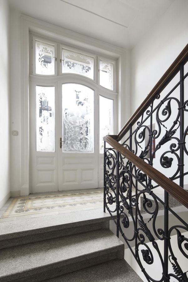 Attic Apartment Vinohrady par escalier caraa cz