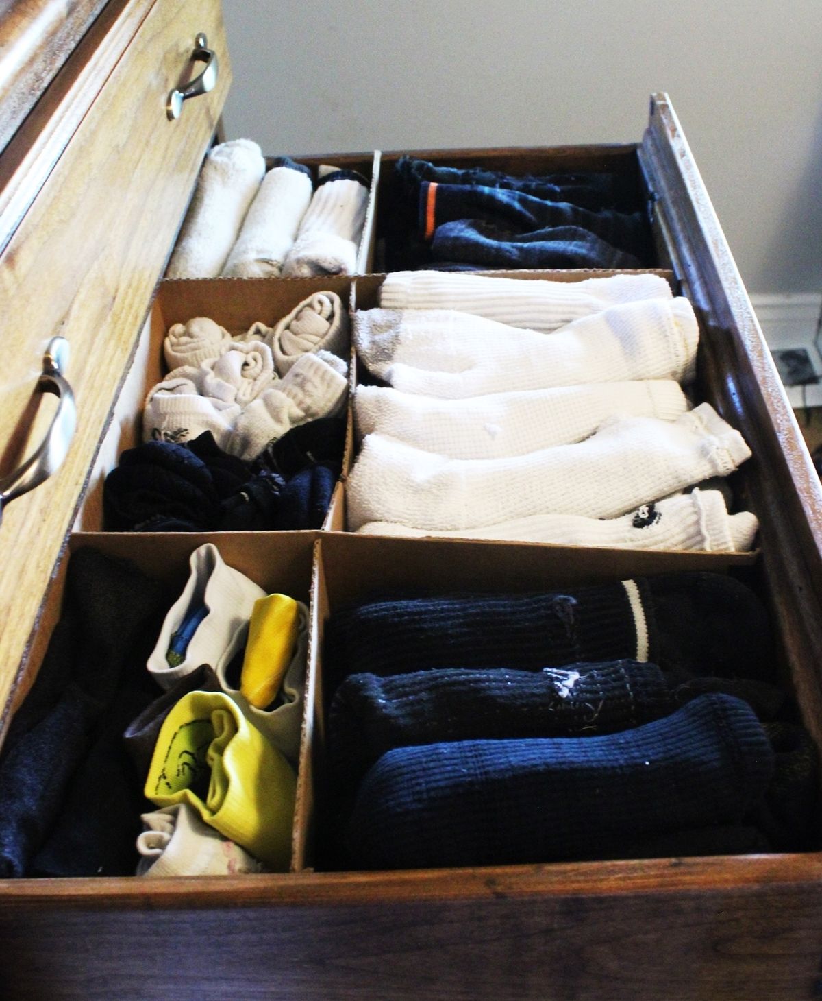 Diviseurs de tiroir bricolage - organiser des chaussettes ou des vêtements