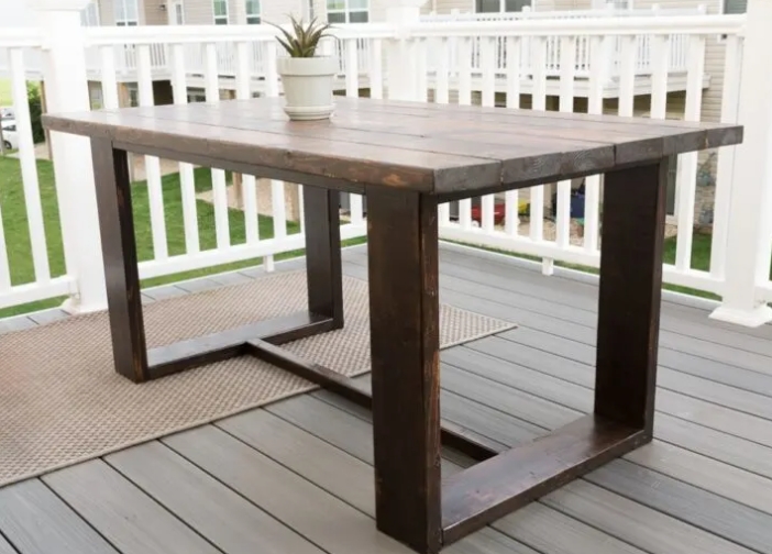 Petite table basse d'extérieur DIY