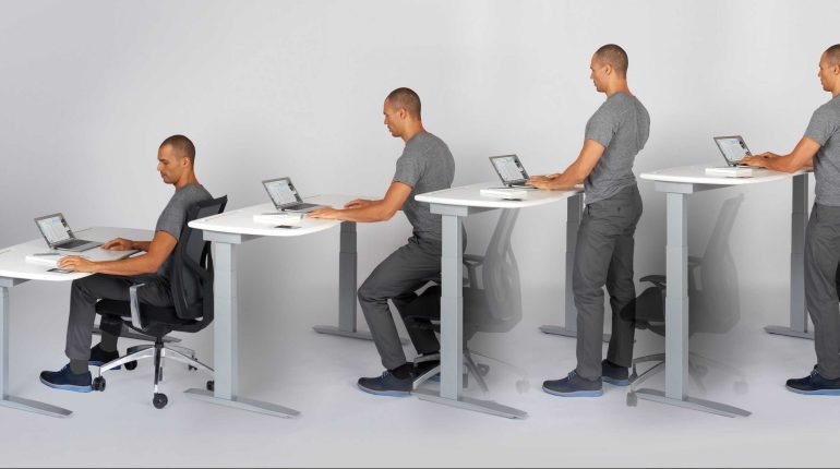 attrait avec bureau debout ergonomique hacks IKEA 