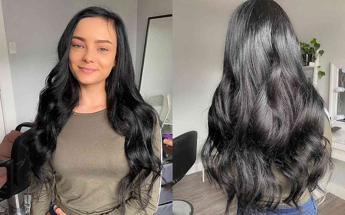 Cheveux longs ondulés noir de jais