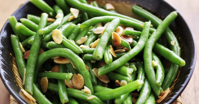 Green-Beans-Almondine-on-a-Black-Bowl.jpg