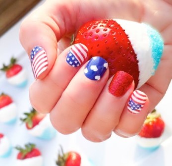 J'aime la conception des ongles de l'Amérique