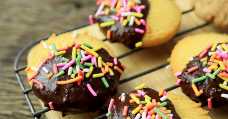 Chocolate-Dipped-Shortbread-Cookies-on-a-Baking-Rack.jpg