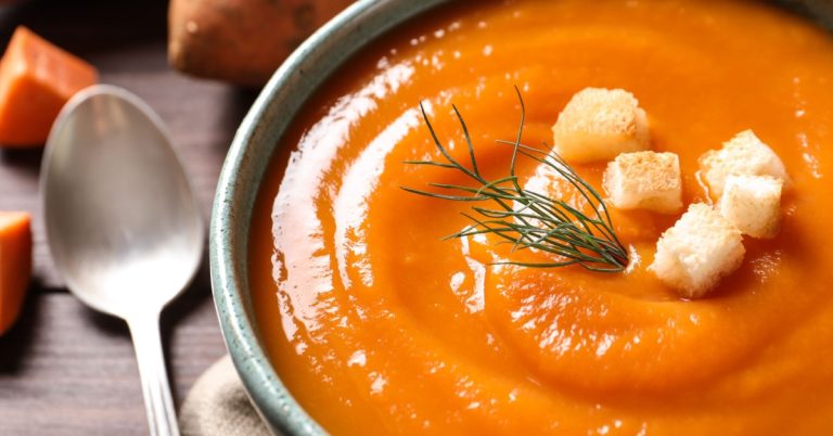 Sweet_Potato_Soup_in_a_Blue_Bowl.jpg