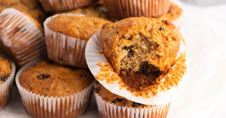 Delicious-Homemade-All-Bran-Muffins-with-Raisins.jpg