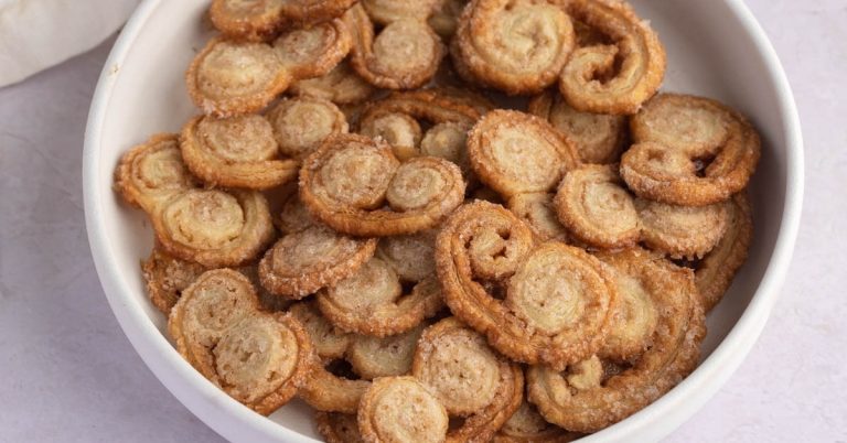 Sweet_Homemade_Palmier_Cookies_In_A_White_Bowl.jpg
