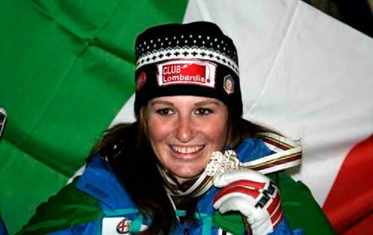 elena-fanchini-avait-decroche-la-medaille-d-argent-lors-du-super-g-des-mondiaux-2005-a-bormio-archives-photo-agence-zoom
