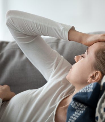 Elle donne son bain à sa fille de 5 ans et découvre qu’elle a un cancer du sein