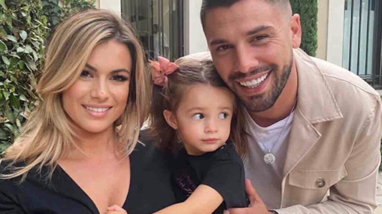 carla-moreau-annonce-sa-rupture-avec-kevin-guedj-je-suis-prete-a-tout-vous-dire-1024×576