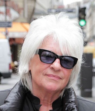 “J&rsquo;ai fait quelque chose” : cette opération de chirurgie esthétique que Catherine Lara s&rsquo;est offerte