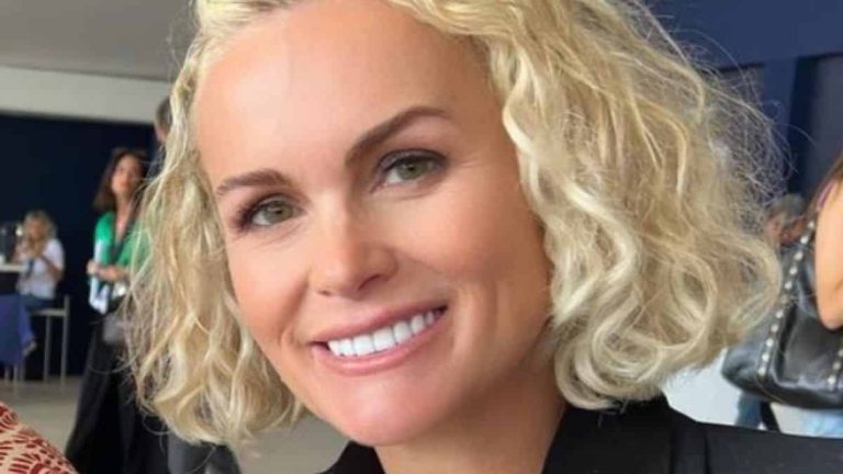 laeticia-hallyday-fait-des-adieux-tres-touchants-a-marnes-la-coquette-