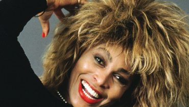 Mort de Tina Turner : pourquoi la star s’était-elle exilée en Suisse ?