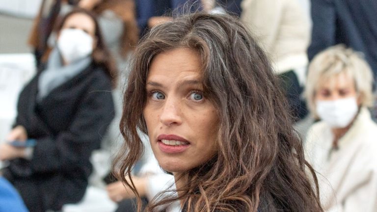 un-truc-de-fou-maiwenn-evoque-son-mariage-avec-luc-besson-lorsqu-elle-avait-16-ans