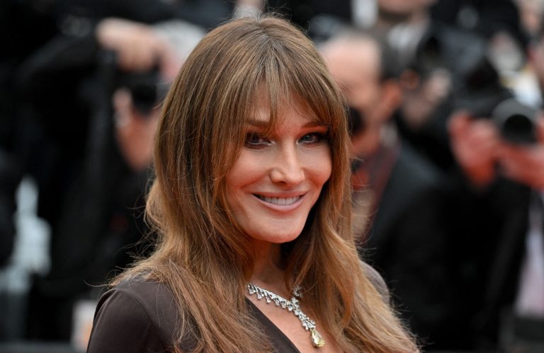 Carla-Bruni-a-10-ans-sa-fille-Giulia-a-deja-tout-d-une-grande