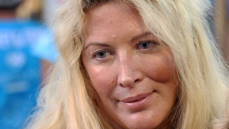 exclu-loana-en-deuil-frappee-par-la-mort-de-son-pere-elle-se-confie-sur-son-chagrin