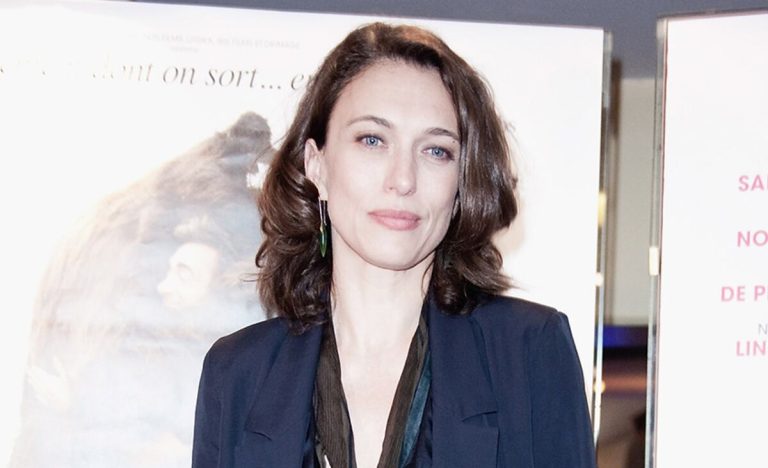 &lsquo;La Clinique de L&rsquo;Amour&rsquo; – Paris Premiere