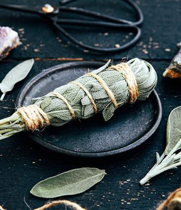 Comment purifier votre maison pour inviter l’énergie positive