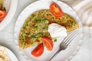 Recette de l’omelette libanaise aux herbes Ejjeh