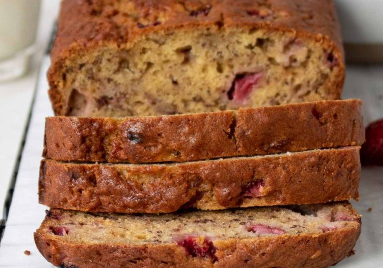 1696263630_632_Strawberry-Banana-Bread-Stephanie-Kay-Nutrition-e1696330368698-1024×719