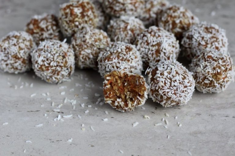 Carrot-Cake-Energy-Bites-Healthy-1024×683