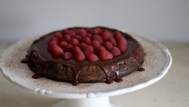 Gâteau au chocolat sans farine avec ganache