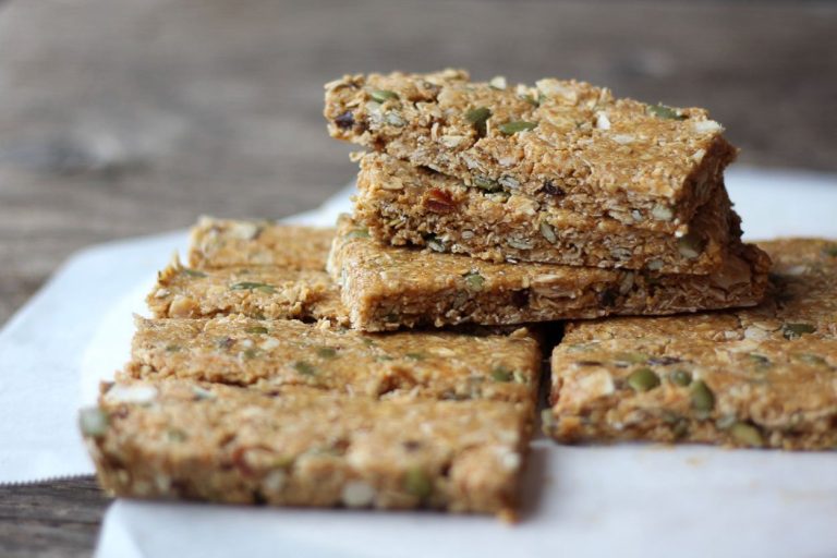 Healthy-No-Bake-Granola-Bars-Stephanie-Kay-Nutrition