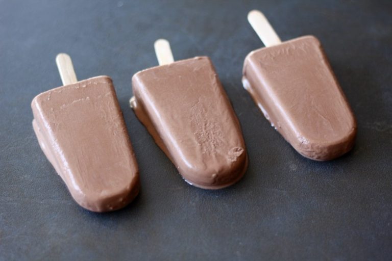 Homemade-Fudgesicles-Recipe-Stephanie-Kay-Nutrition