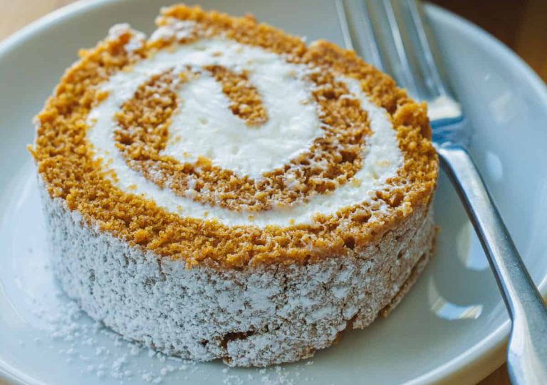 1698937361_992_Pumpkin-Roll-Recipe-VIDEO-NatashasKitchencom