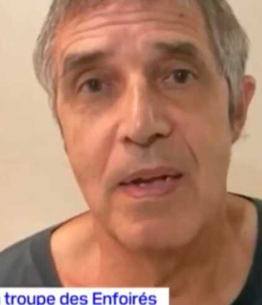 Les Restos du Cœur en danger, Julien Clerc lance un appel : “L’initiative de Coluche était extrêmement noble”