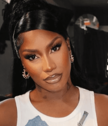 Aya Nakamura aux JO ? Marion Maréchal s’indigne : “Elle ne chante pas en français”