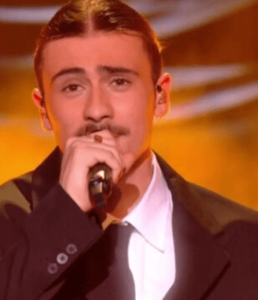 « Lui à l&rsquo;école, je l’aurais tapé » : Pierre Garnier (Star Academy) se laisse distraire pendant les répétitions, Lucie Bernardoni intervient