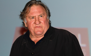 Gérard Depardieu accusé d’agressions sexuelles : l’acteur « ivre mort très souvent » sur les tournages (ZAPTV)