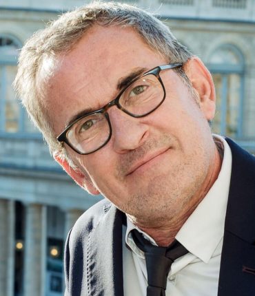 Christophe Dechavanne sur le point d&rsquo;être évincé de Quelle époque ? Les dessous d&rsquo;un départ annoncé