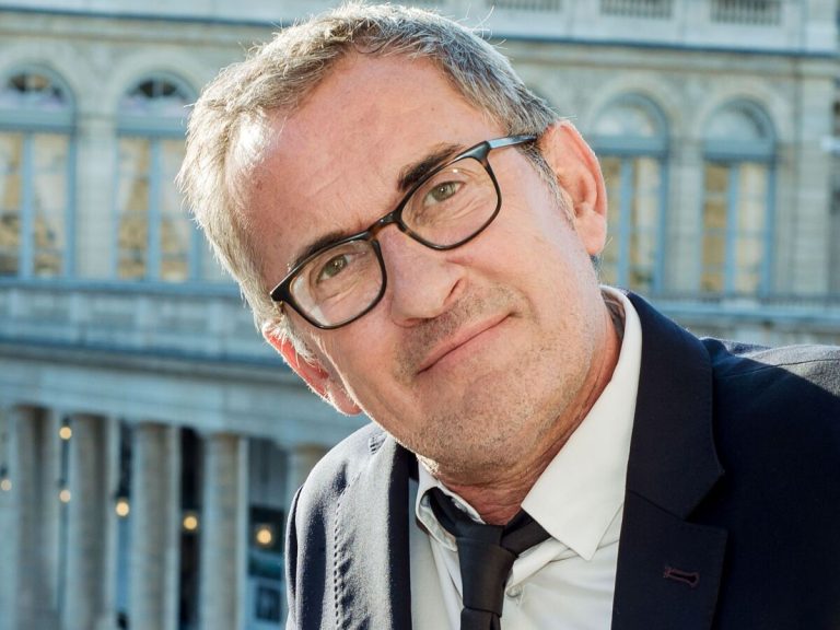 christophe-dechavanne-bientot-vire-de-quelle-epoque-l-animateur-serait-peu-ponctuel-et-ingerable-en-coulisses