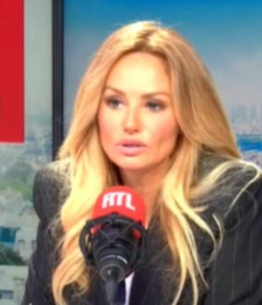 Adriana Karembeu : Entre mannequinat et fortune, la transparence sans complexe.