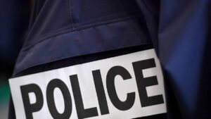 Un jeune homme succombe à une blessure par arme blanche après une bagarre à Poitiers
