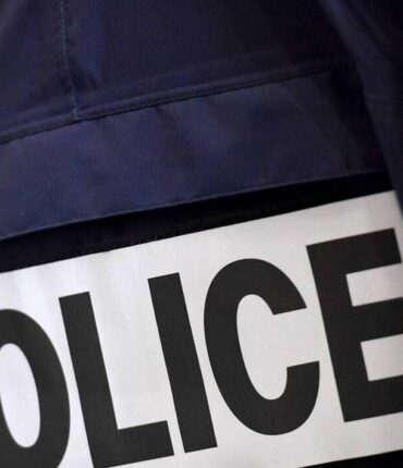 Un jeune homme succombe à une blessure par arme blanche après une bagarre à Poitiers