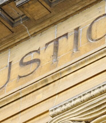 Grand-mère surprise par son petit-fils, la tragédie frappe