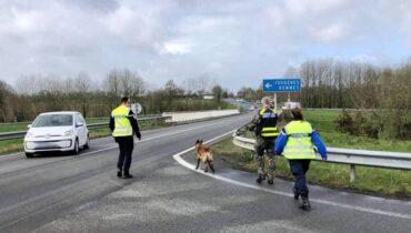Affrontements sur l’autoroute Rennes-Caen : deux individus interpellés et incarcérés dans l’attente de leur procès
