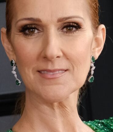 VIDEO – Céline Dion émue face caméra en évoquant son trouble neurologique rare