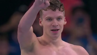 JO : Léon Marchand médaillé d’or, cette photo du champion olympique enfant choque