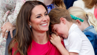 Kate Middleton pas si timide ? Ce jour où elle s’est clairement fait comprendre face à Elizabeth II et Charles