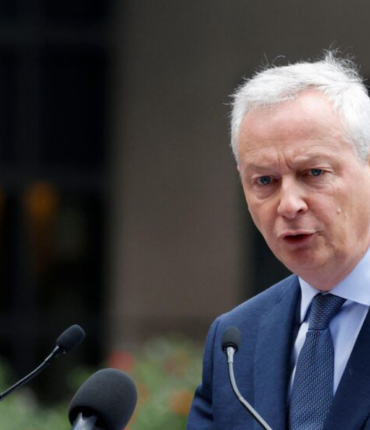 « Je reviens à mes premières amours »: Bruno Le Maire quitte le gouvernement pour devenir enseignant