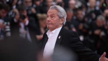 Alain Delon : cette Miss que l’acteur a fréquentée avant de la congédier pour un simple retard