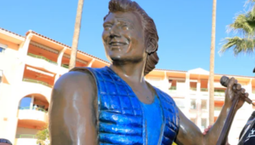 “C’est Tintin ?” : la nouvelle statue de Johnny Hallyday à Fréjus vivement critiquée