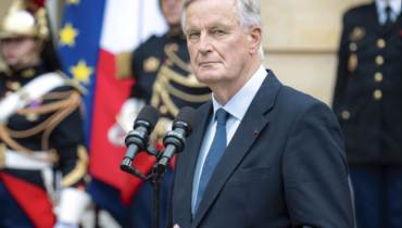 « Je peux partir » : Michel Barnier excédé, il pourrait déjà rendre les clés de Matignon !