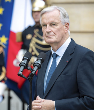 « Je peux partir » : Michel Barnier excédé, il pourrait déjà rendre les clés de Matignon !