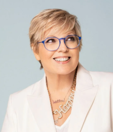 “Très triste” : Laurence Boccolini en deuil, elle annonce la perte d&rsquo;un être cher